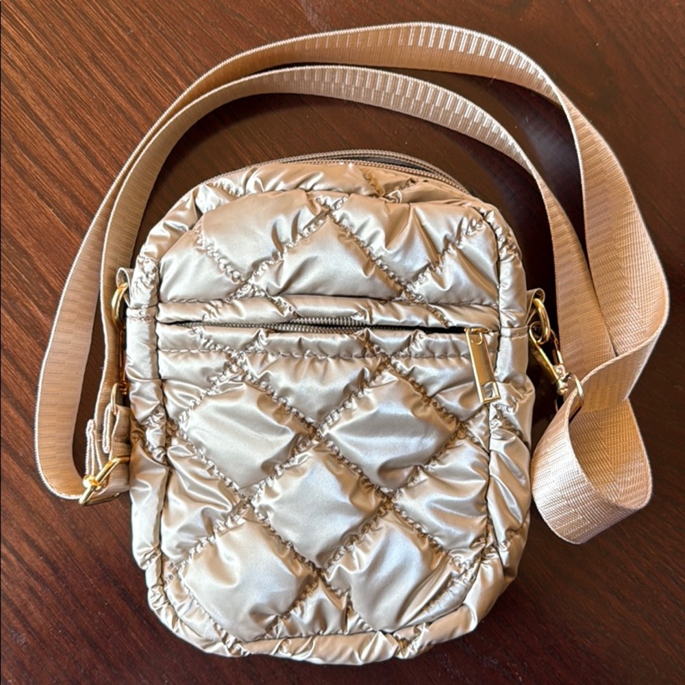 Quilted Crossbody Bag in Champagne Metallic